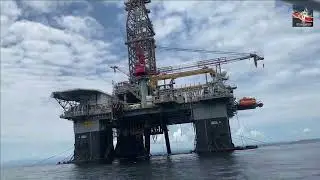 Rigger on "The Sea" !!
