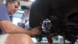 2000 Jeep XJ (Cherokee) Front wheel bearing replacement