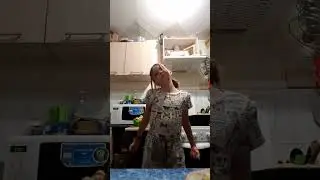 {21:03}