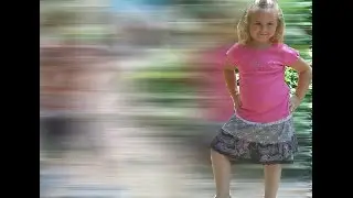 Create A Major Motion Blur In Background Of An Image In GIMP