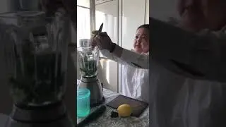 Зеленое смузи.Полезно для здоровья.