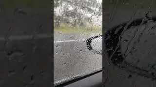 ССЫКОТНО ЗА СТЁКЛА ПОД ГРАДОМ