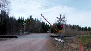 S 76 @ Törrö Level crossing