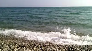 Море, море, мир бездонный. Пенный шелест волн прибрежных...