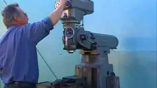 MILL: EX-CELL-O VERTICAL MILLING MACHINE, MODEL 602