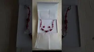 Коралловый шёпот Сережки и колье..  алые кораллы и прозрачные и холодные капельки горного хрусталя
