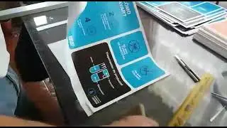 Como Pegar vinilo impreso en cartel PVC rígido o Sintra .