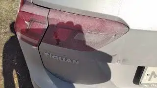 Снятие заднего фонаря на крышке багажника на тигуане 2