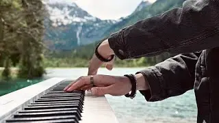 Moonflame - James Malikey (Relaxing Piano Solo)