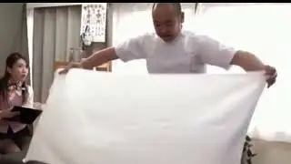 Japanese Massage Techniques For Sore Feet And Backs Pain For Japanese Working Women [UbhItSRNM1w] 0