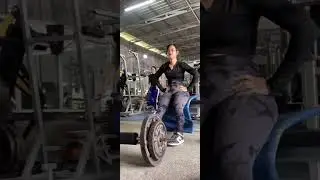 PUTRI CANTIK GYM LIVE TIKTOK