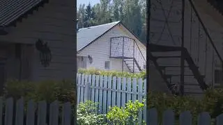 Свой дом - это тишина, говорили они