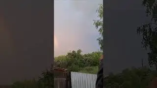 Молния попала на видео. ЧОтко записала!!!