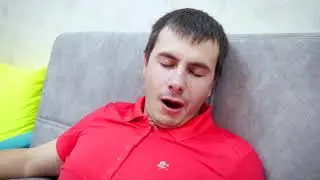 Клоун СНОВА Устроил КВЕСТ для Ромы? Папа и Рома Отправляются на Поиски Хелпика 2 часть!