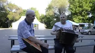 Мужчины с госпиталя.