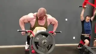 BODYBUILDER Michal Krizo Back Row Training | Simply Bodybuilding #shorts #backworkout