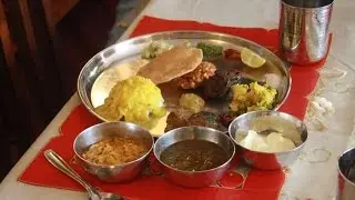 Maharashtrian Brahmani Jevan in Mumbai - Dine with a Local Family | Authenticook