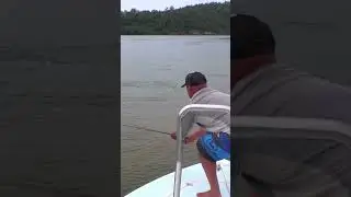What’s more impressive? the topwater take or how quickly the queenfish cleared the line, no tangles?
