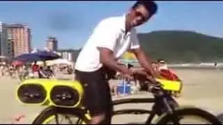 As mina pira na Motobike kkkkkkkkkkkkkk