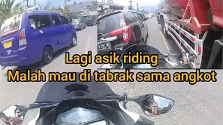 LAGI ASIK RIDING MALAH MAU DI TABRAK SAMA ANGKOT#sukabumi #ninja