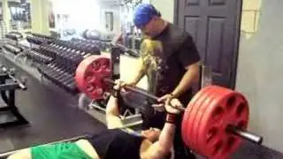 How do you Bench press 405lbs for Reps
