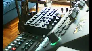 Chill evolving pad (Digitakt / Digitone combo) - just synths synthing