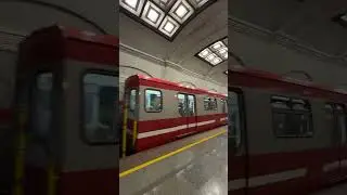 Поезд "Юбилейный" на станции Кировский завод.