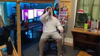 LizardLava808 but every time he drinks G Fuel he gets wider for 10 hours