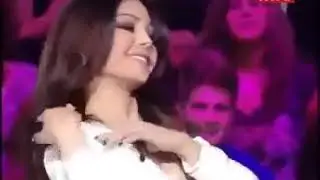 فضيحة هيفاء وهبي تظهر الوشم الموجود في صدرها