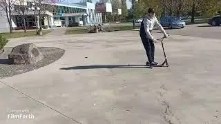катаюсь под песню караван