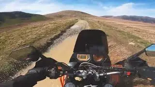Pierwsze TeT'y w Uk old coach road Lake District | Woda z kałuży | KTM 950 ADV