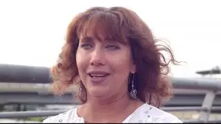 Гимн болельщиков Зенита исполняет Татьяна Волкова