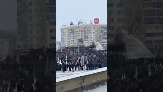 Тем временем в Казахстане казахи дают отпор силовикам