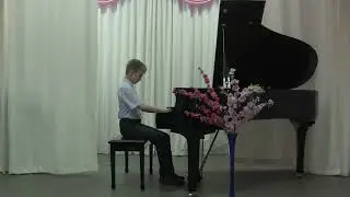 Е  Голубев.  