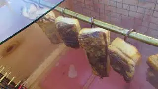 Сало после часа копчения