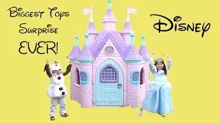 Cinderella and Olaf Find Huge Surprises Inside Giant Castle