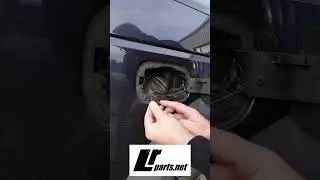 Fix your broken fuel flap on the Land Rover Discovery 