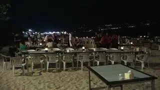 А вот как обещали пляжные музыканты