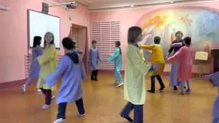 Урок эвритмии. 5 А класс.