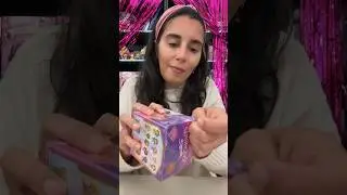 GIULIA APRE UNA NUOVA DISNEY BOX! Aiutate Laura a rispondere!😆