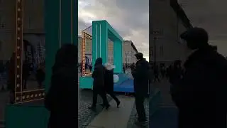 Санкт-Петербург. Новогодний Питер. Гостиный двор, Дворцовая площадь
