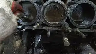 Я И ДВИГАТЕЛЬ V8, ВОЙНА СИСТЕМ
