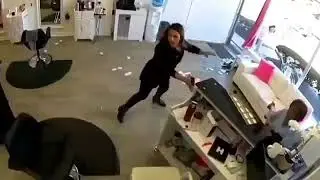 barber shops are not safe anymore 🦌