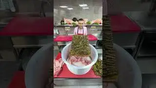 Czn Burak Sizce Yemeğimizin İsmi Ne Olsun?  