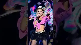 “QUE DIFICIL ÉS SER EU I VOCEEEISSSS” #Anahi #RBD #AsiSoyYo