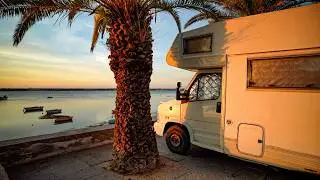 Who would be bored living in a mobile home?