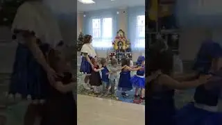 Новогодний паровозик. Группа "Колокольчики".