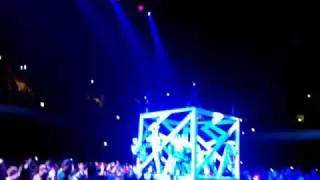 Rihanna live in Oberhausen April 2010 (12)
