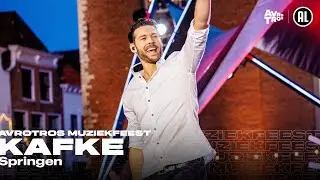 Kafke - Springen (LIVE) • Muziekfeest op het Plein 2024 // Sterren NL