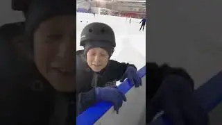 ✨⛸⛸😃Кстати, на каникулах ещё я успел покататься с друзьями на коньках.  Падений было немного! 🤭